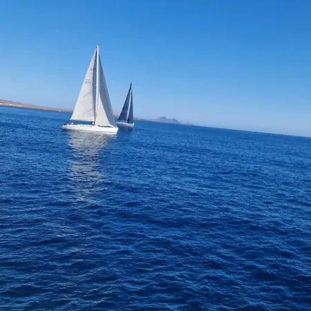 Paz En El Mar Caleta de Sebo