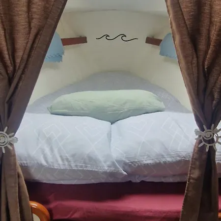 Paz En El Mar * Caleta de Sebo