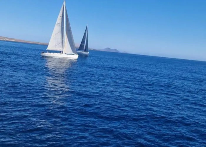 Paz En El Mar 칼레타 데 세보